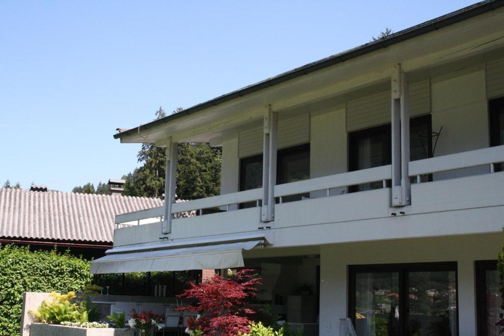 Gaestehaus Haerb Landskron Bagian luar foto
