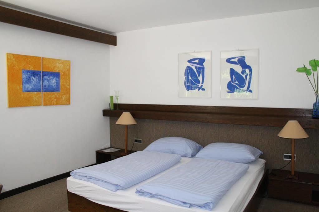 Gaestehaus Haerb Landskron Bagian luar foto
